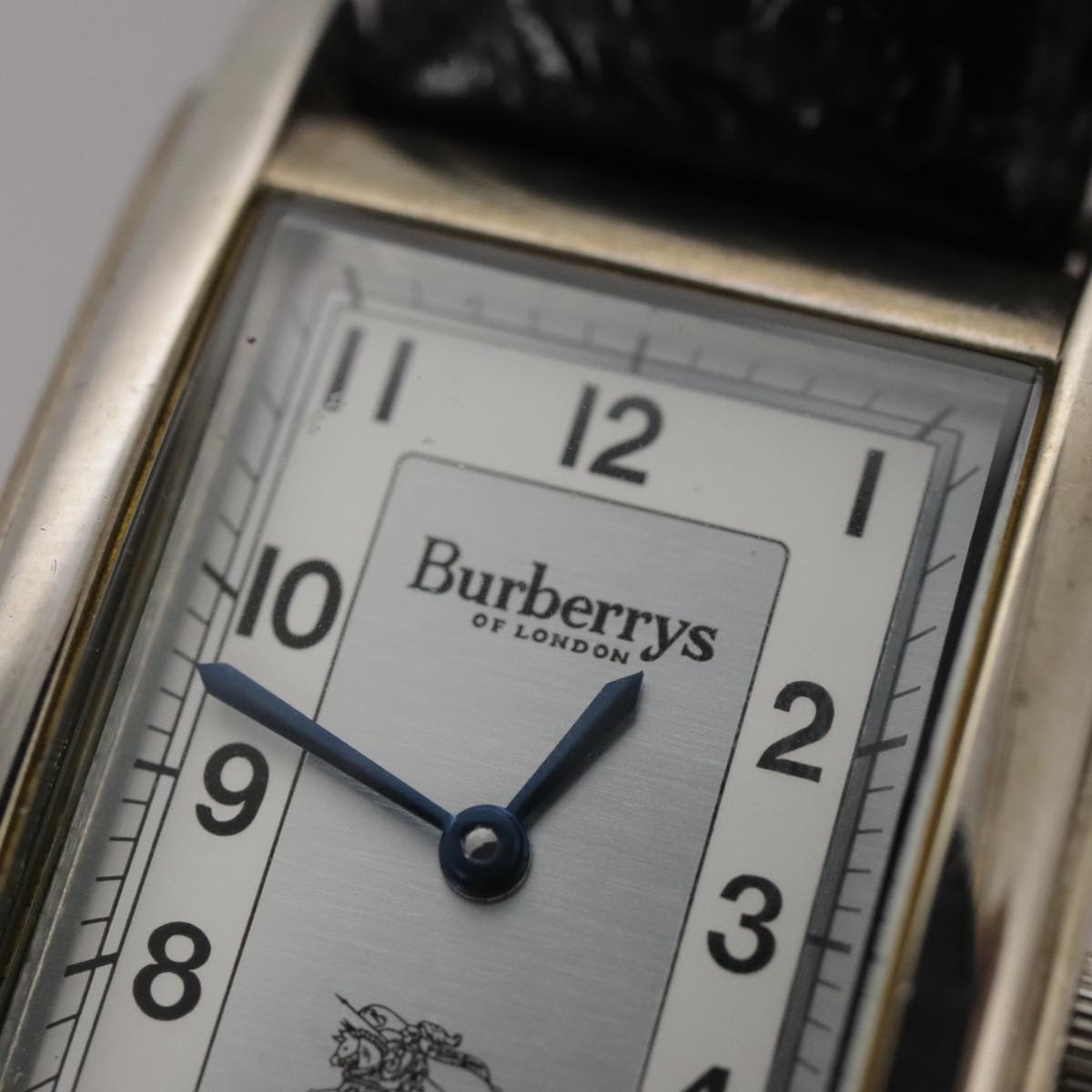 Burberrys Watches Leather Black Auth 105337