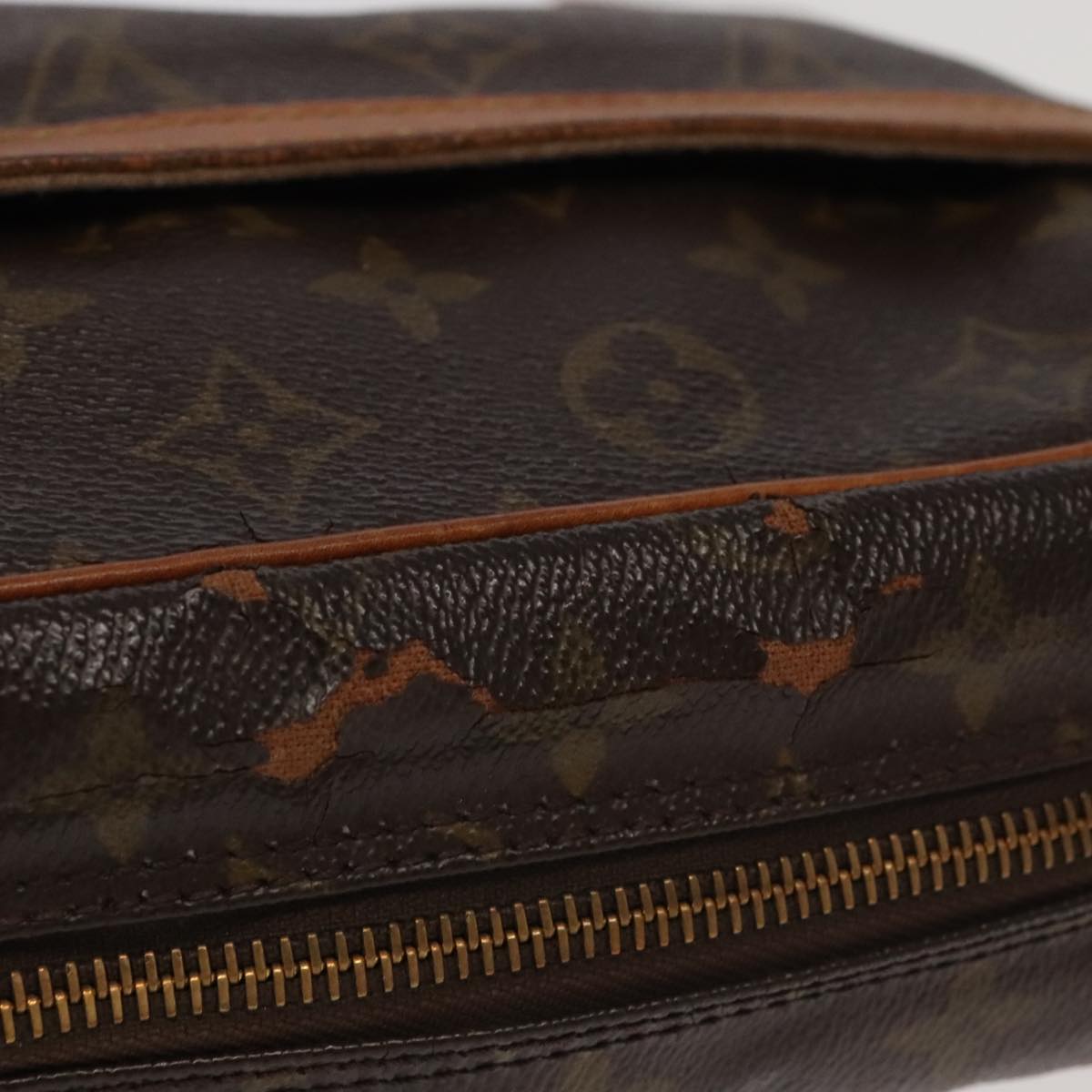 LOUIS VUITTON Monogram Trocadero 30 Shoulder Bag M51272 LV Auth 105361