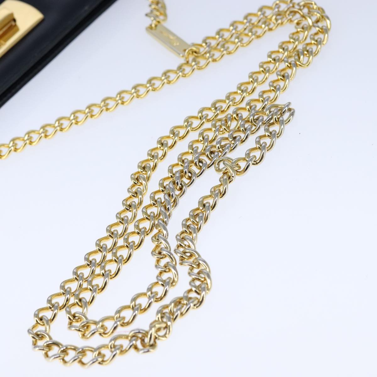 Salvatore Ferragamo Gancini Chain Shoulder Bag Leather Navy Gold Auth 105376