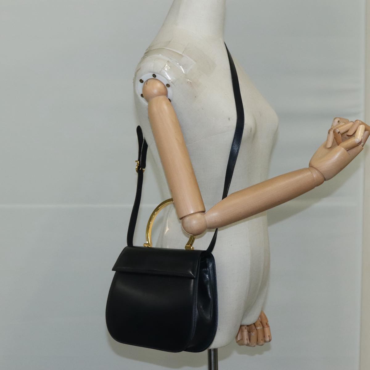 Salvatore Ferragamo Hand Bag Leather 2way Black Gold Auth 105702