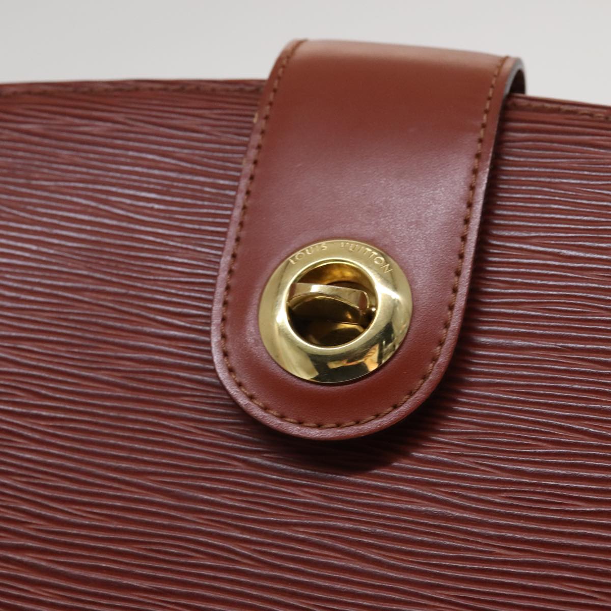 LOUIS VUITTON Epi Capuchin Shoulder Bag Brown M52343 LV Auth 105707