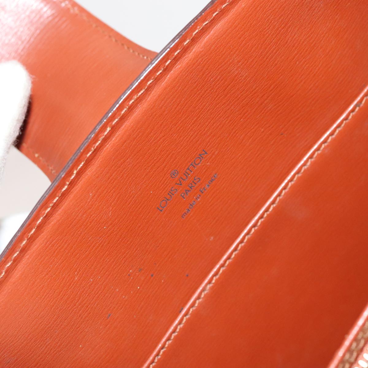 LOUIS VUITTON Epi Capuchin Shoulder Bag Brown M52343 LV Auth 105707