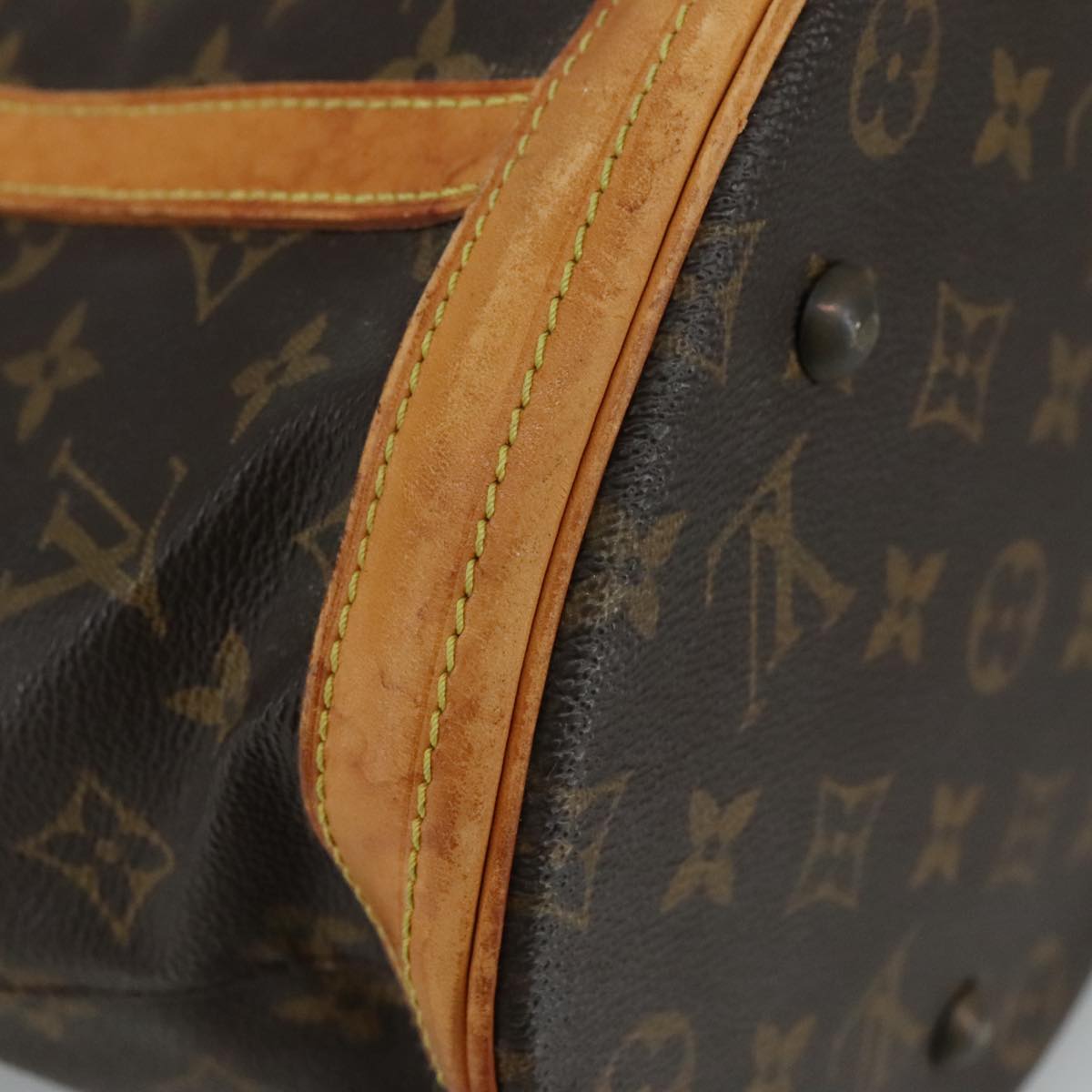 LOUIS VUITTON Monogram Bucket GM Shoulder Bag M42236 LV Auth 105824