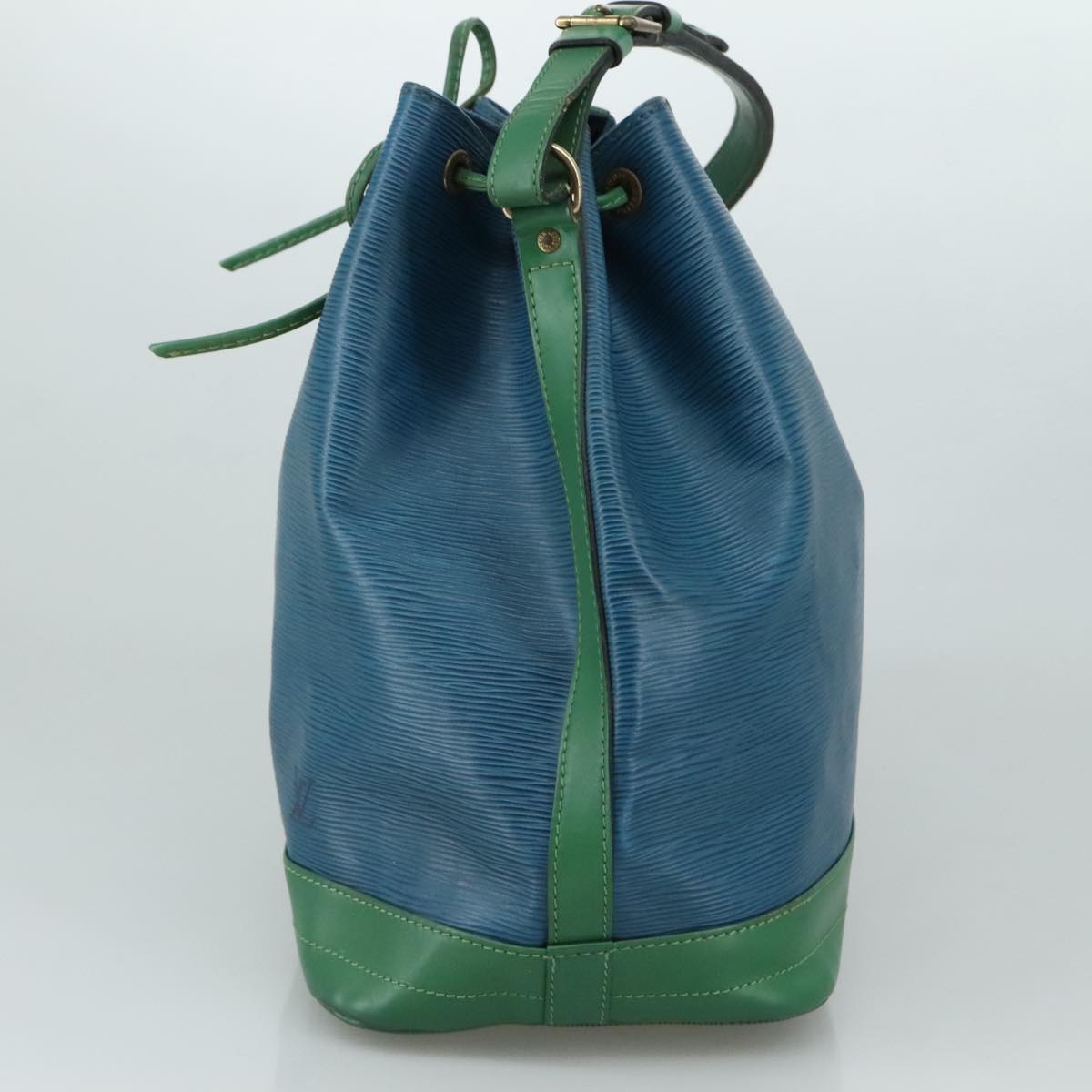 LOUIS VUITTON Epi Noe Shoulder Bag Bicolor Green Blue M44044 LV Auth 105832