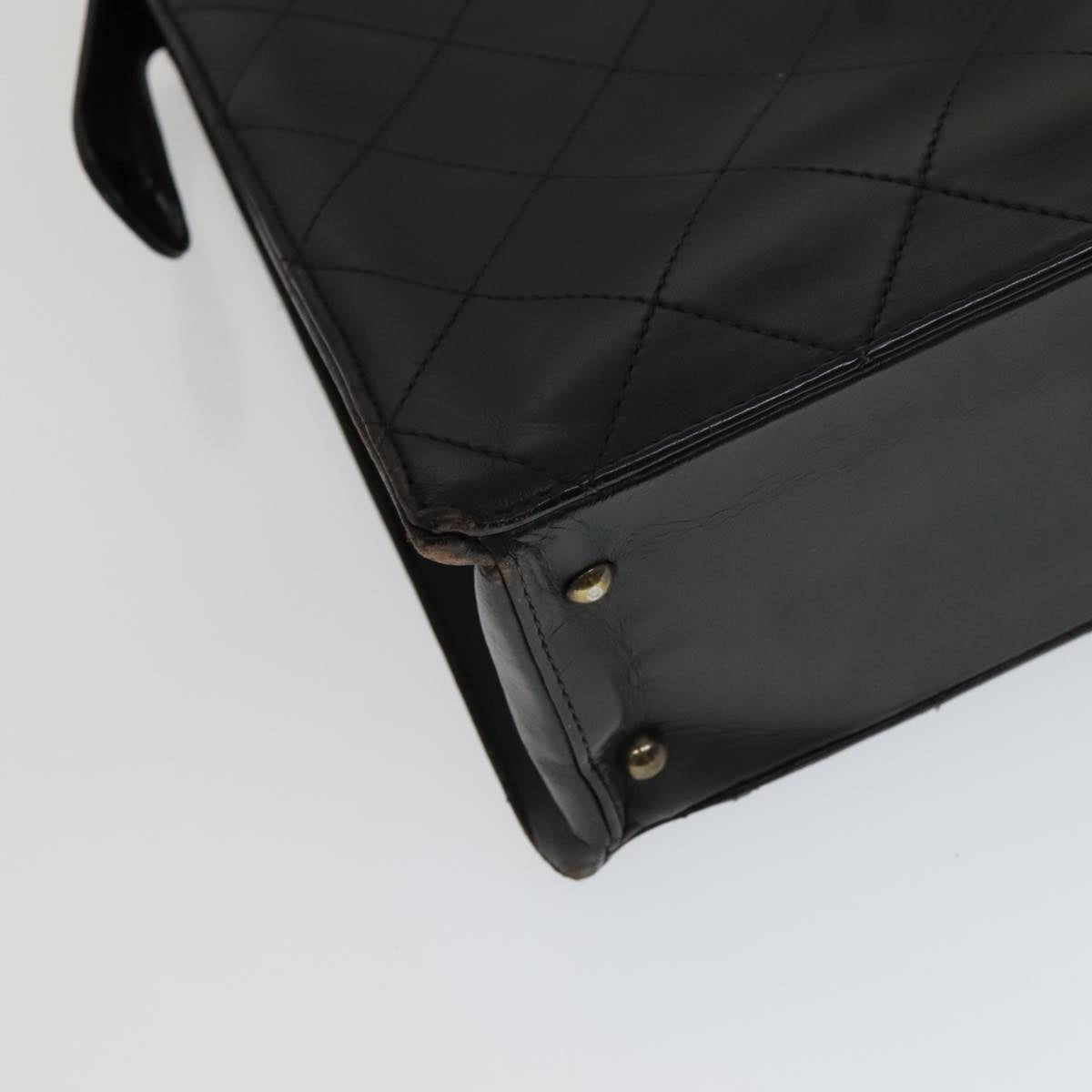 CHANEL Matelasse Shoulder Bag Leather Black CC Auth 105958