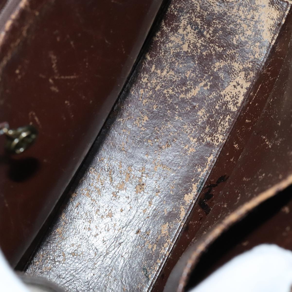 CHANEL Matelasse Shoulder Bag Leather Black CC Auth 105958