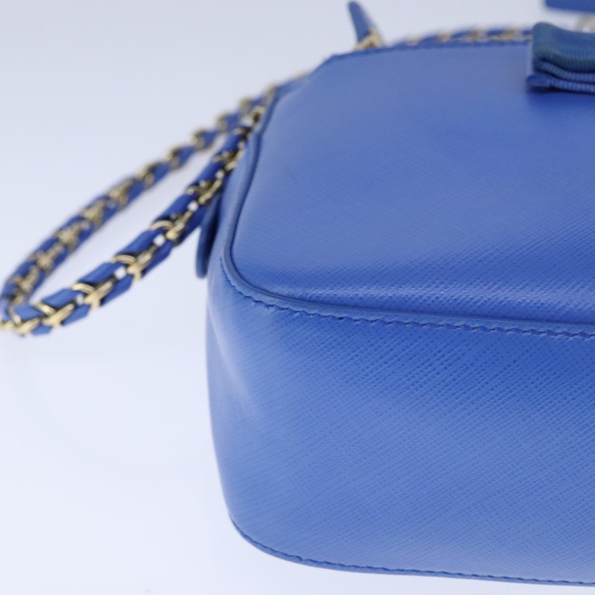 Salvatore Ferragamo Vala Chain Shoulder Bag Leather Blue Gold Auth 106166