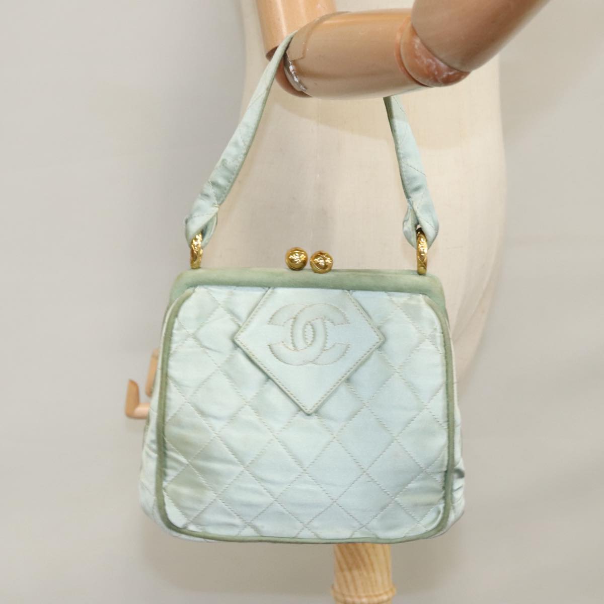 CHANEL Matelasse Hand Bag Satin Green CC Auth 106444