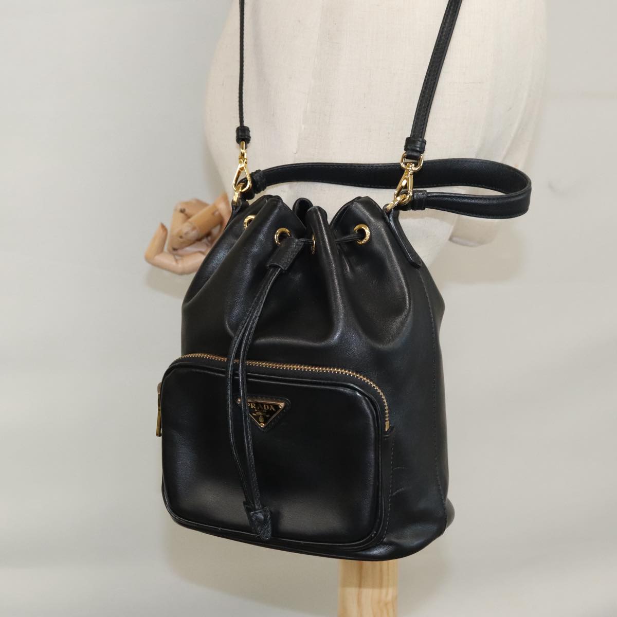 PRADA Hand Bag Leather 2way Black Gold Auth 106451AV