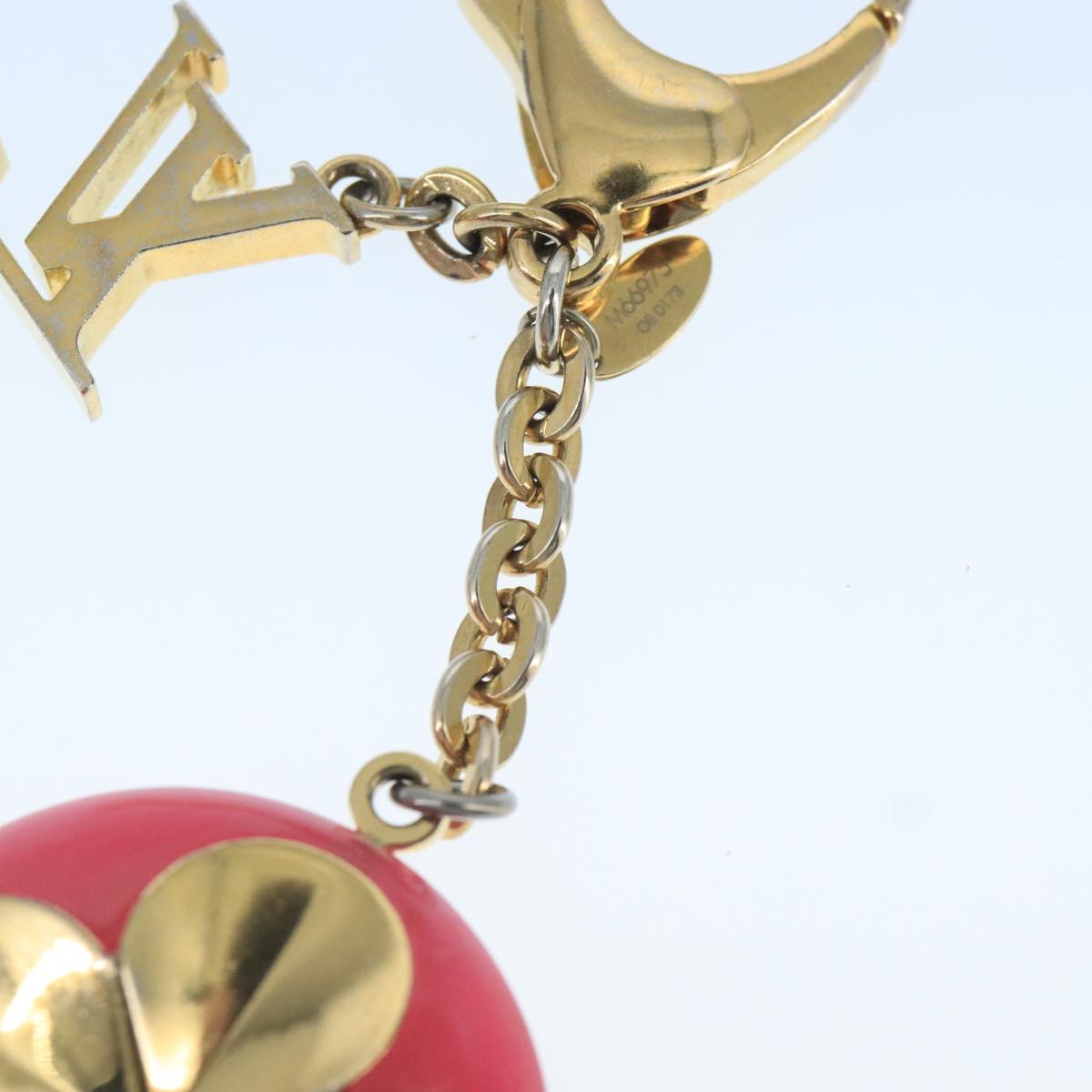 LOUIS VUITTON Hollow Flower Key Holder Gold M66975 LV Auth 106635M