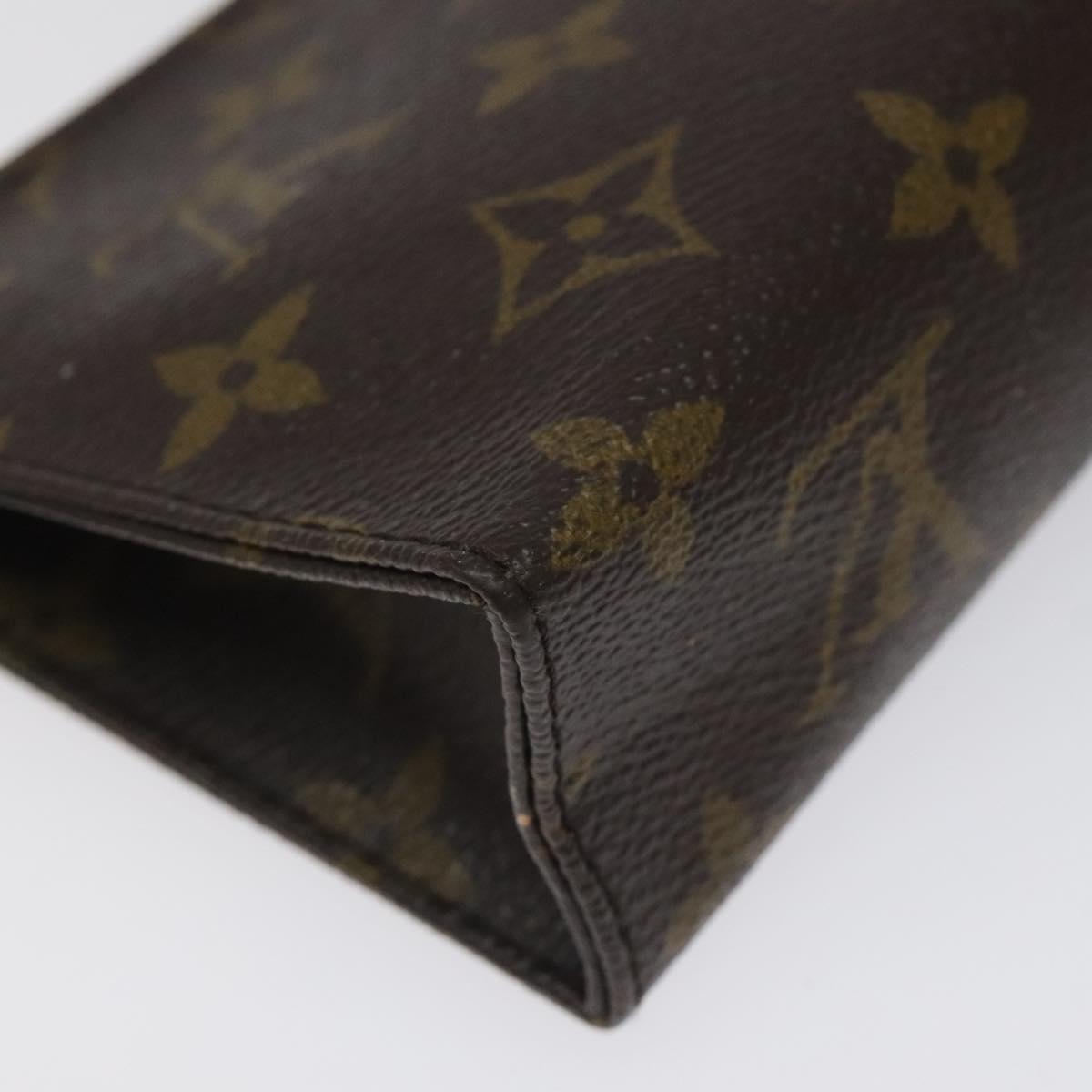 LOUIS VUITTON Monogram Poche Toilette 15 Pouch M47546 LV Auth 106749