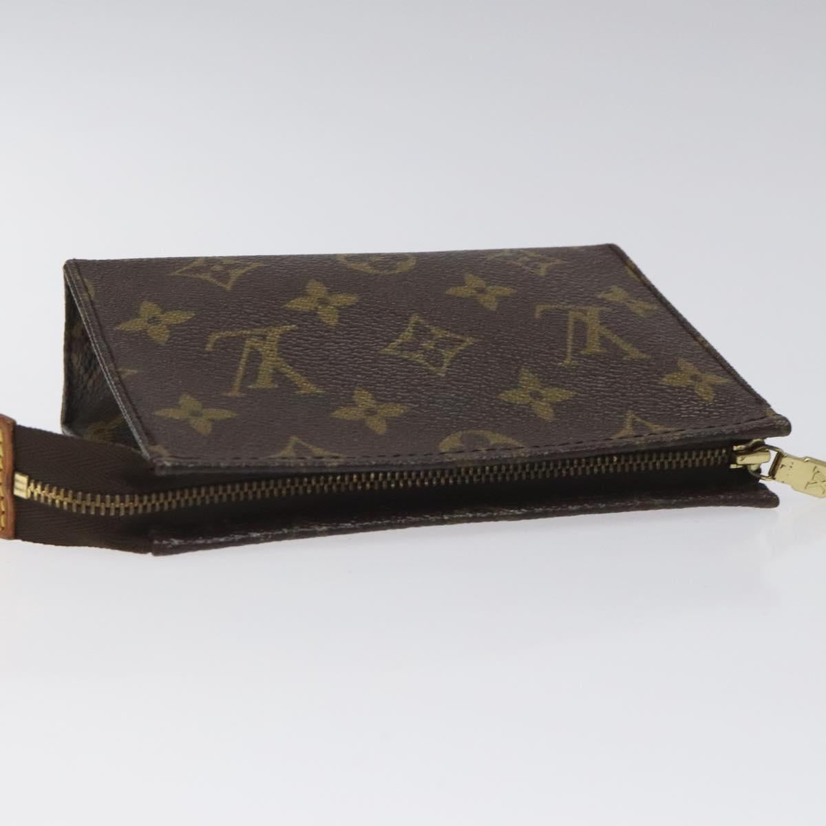 LOUIS VUITTON Monogram Poche Toilette 15 Pouch M47546 LV Auth 106749