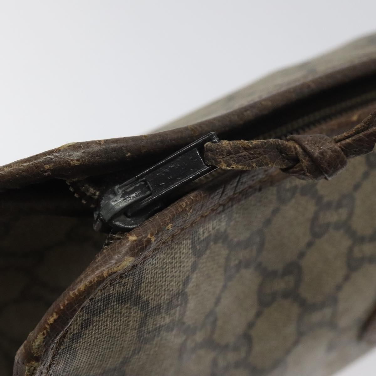GUCCI GG Plus Supreme Clutch Bag PVC Beige Auth 106767