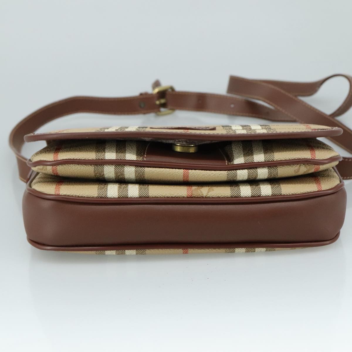 Burberrys Nova Check Shoulder Bag PVC Beige Auth 106860