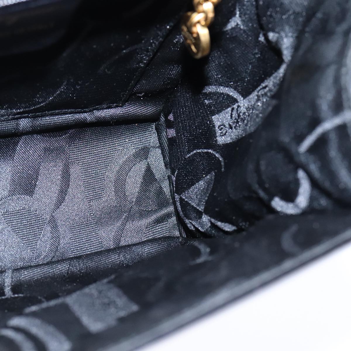 Salvatore Ferragamo Gancini Shoulder Bag Leather Black Gold Auth 106875