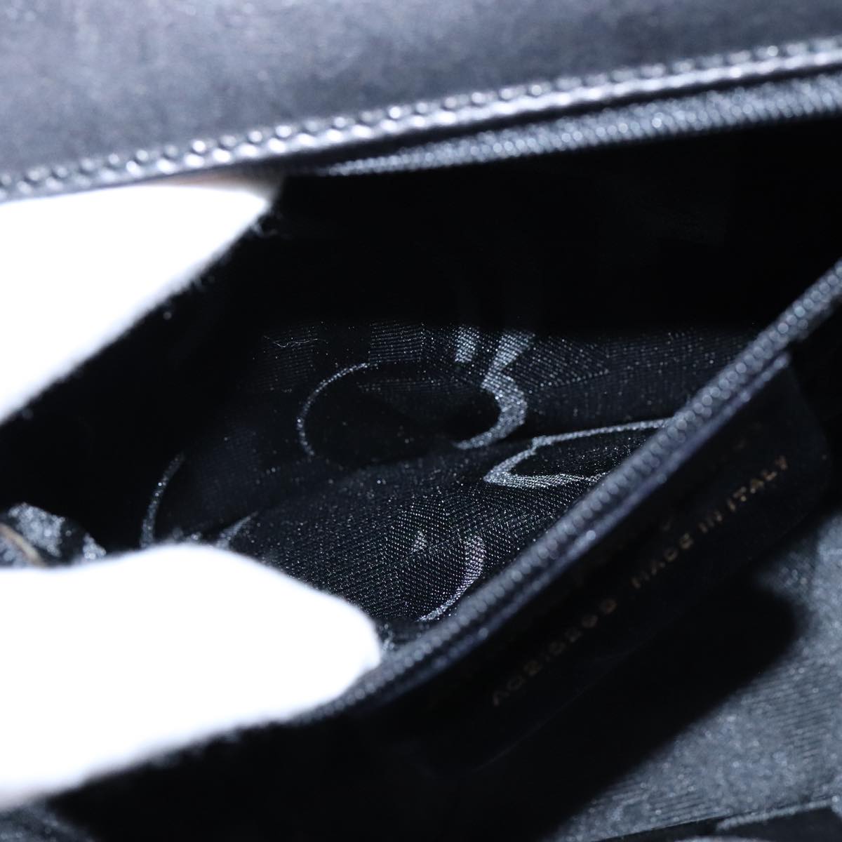 Salvatore Ferragamo Gancini Shoulder Bag Leather Black Gold Auth 106875