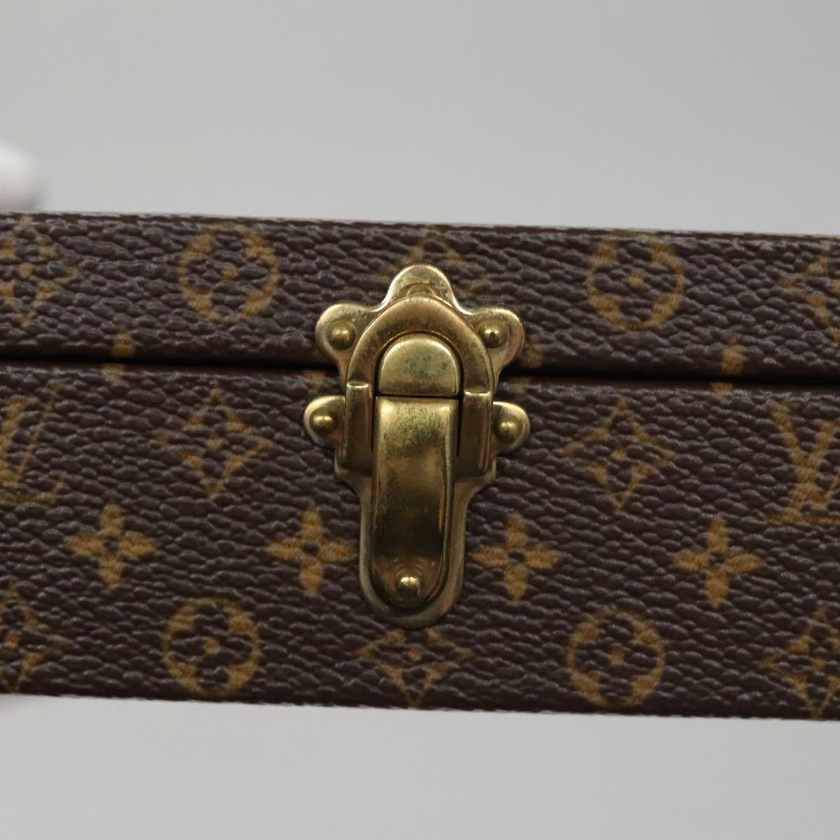 LOUIS VUITTON Monogram Jewelry case Jewelry Box LV Auth 107109S