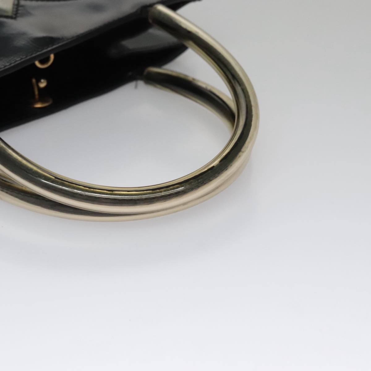 Salvatore Ferragamo Hand Bag Enamel Black Auth 107226
