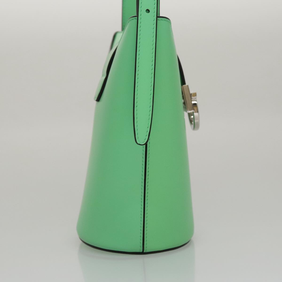 Salvatore Ferragamo Gancini Shoulder Bag Leather Green Silver Auth 107228AV