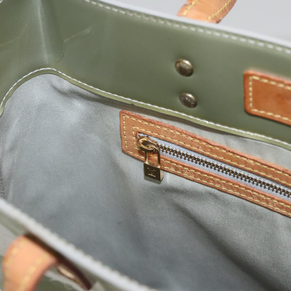 LOUIS VUITTON Monogram Vernis Reade MM Hand Bag Gris M91142 LV Auth 107397