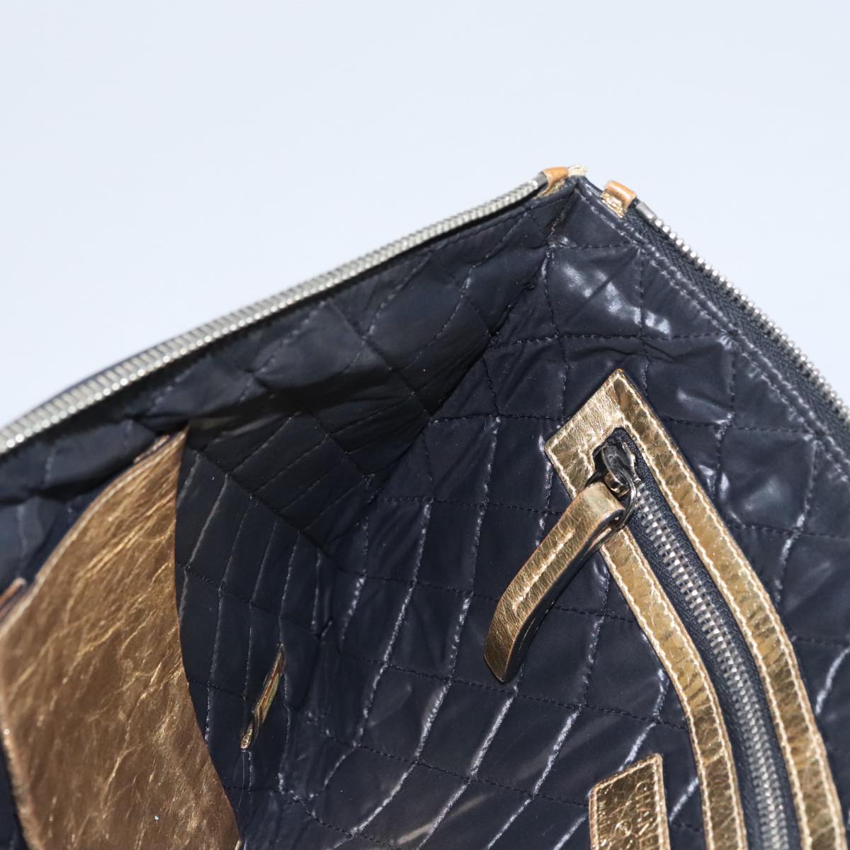 CHANEL Clutch Bag Leather Gold CC Auth 107504