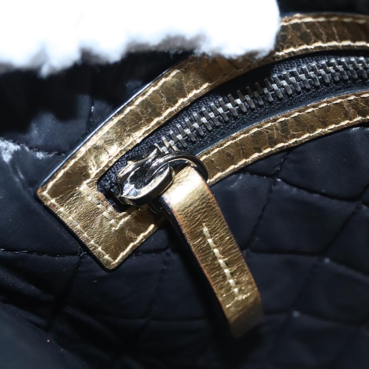 CHANEL Clutch Bag Leather Gold CC Auth 107504