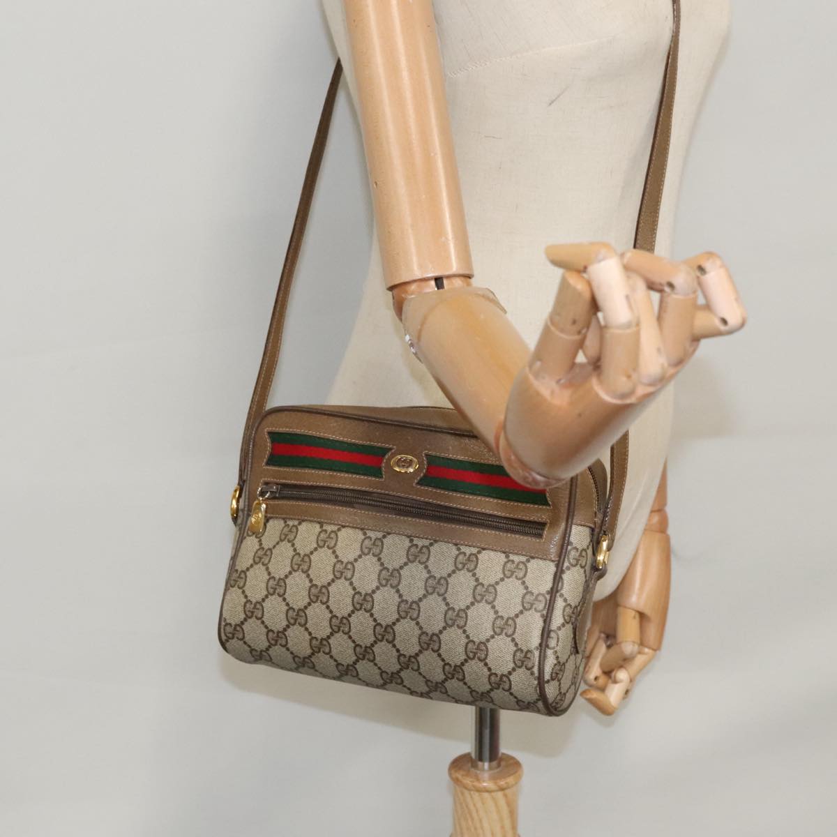GUCCI GG Supreme Web Sherry Line Shoulder Bag PVC Beige Green Red Auth 107529