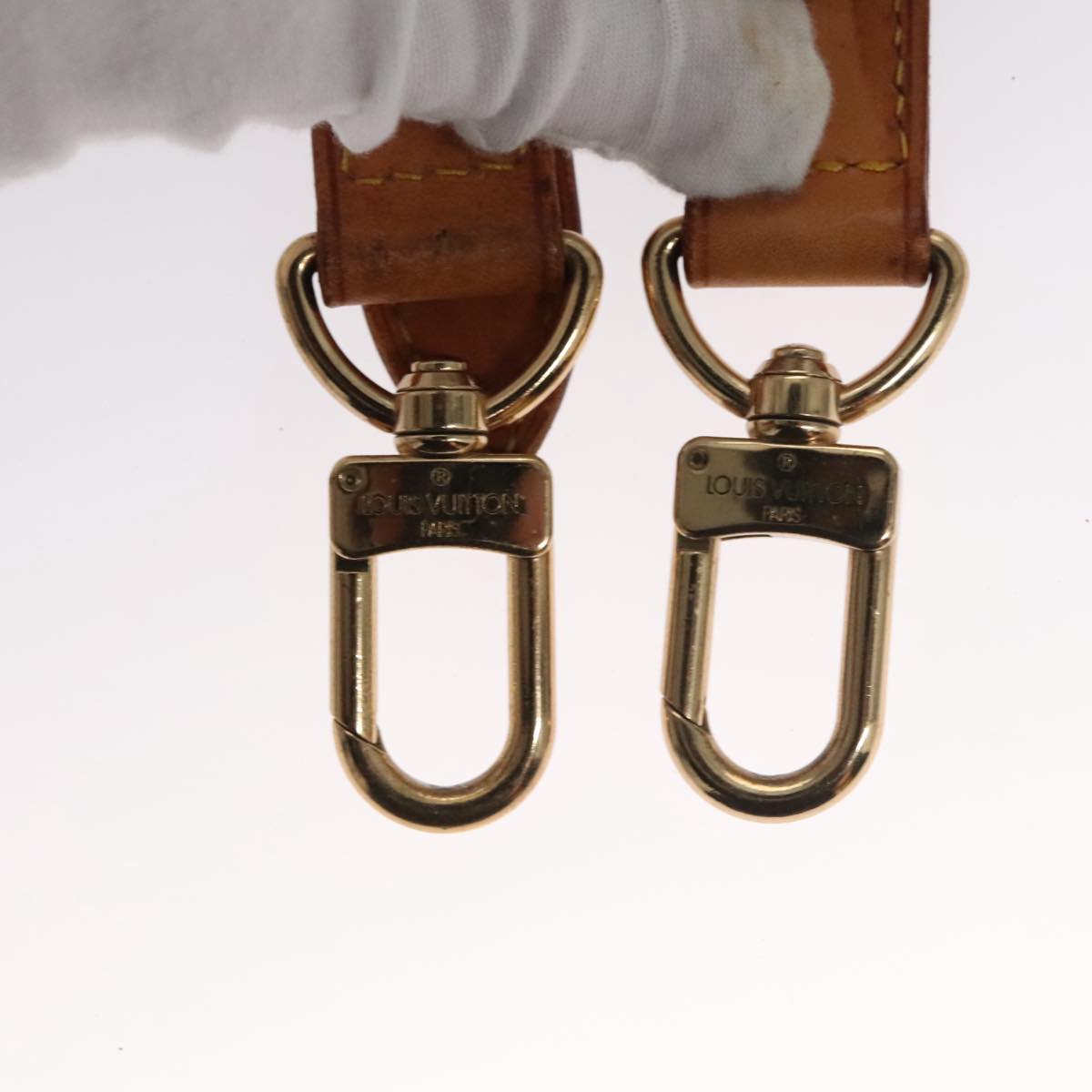 LOUIS VUITTON Adjustable Shoulder Strap Leather 36.2""""-43.3"""" Beige Auth 107582
