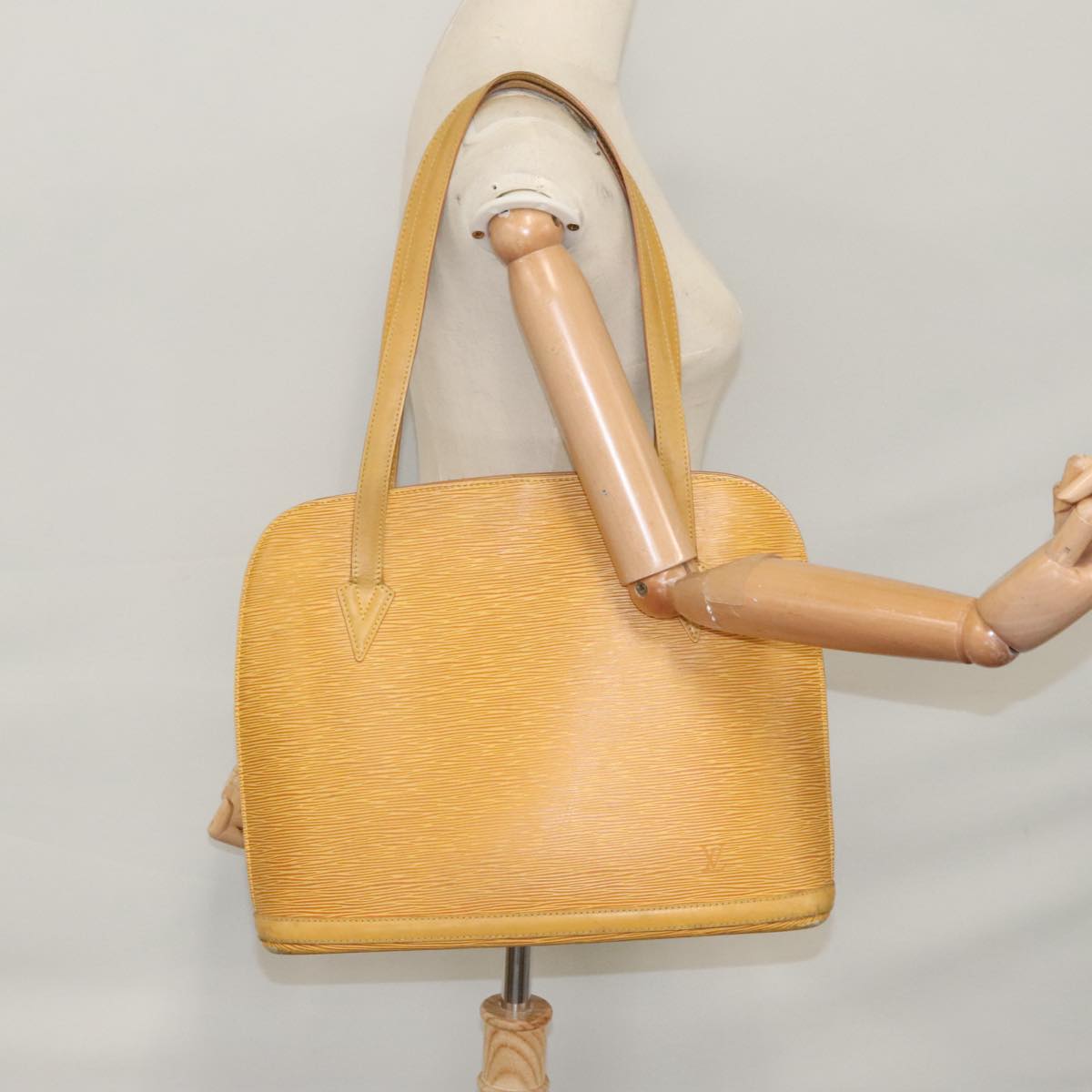 LOUIS VUITTON Epi Lussac Shoulder Bag Yellow M52289 LV Auth 107685