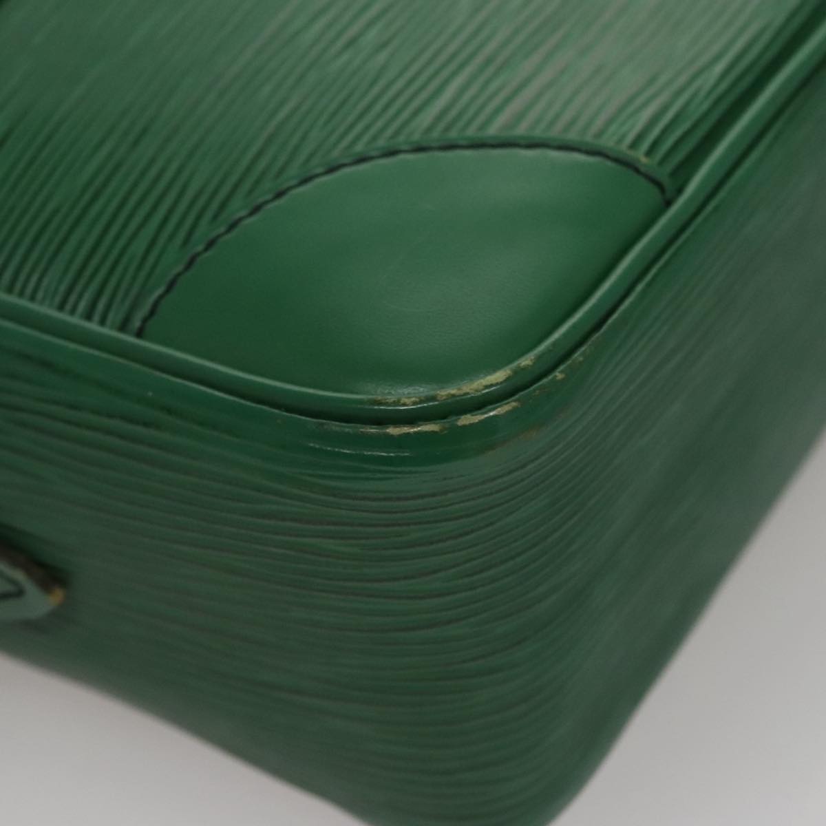 LOUIS VUITTON Epi Trocadero 27 Shoulder Bag Green M52314 LV Auth 107754