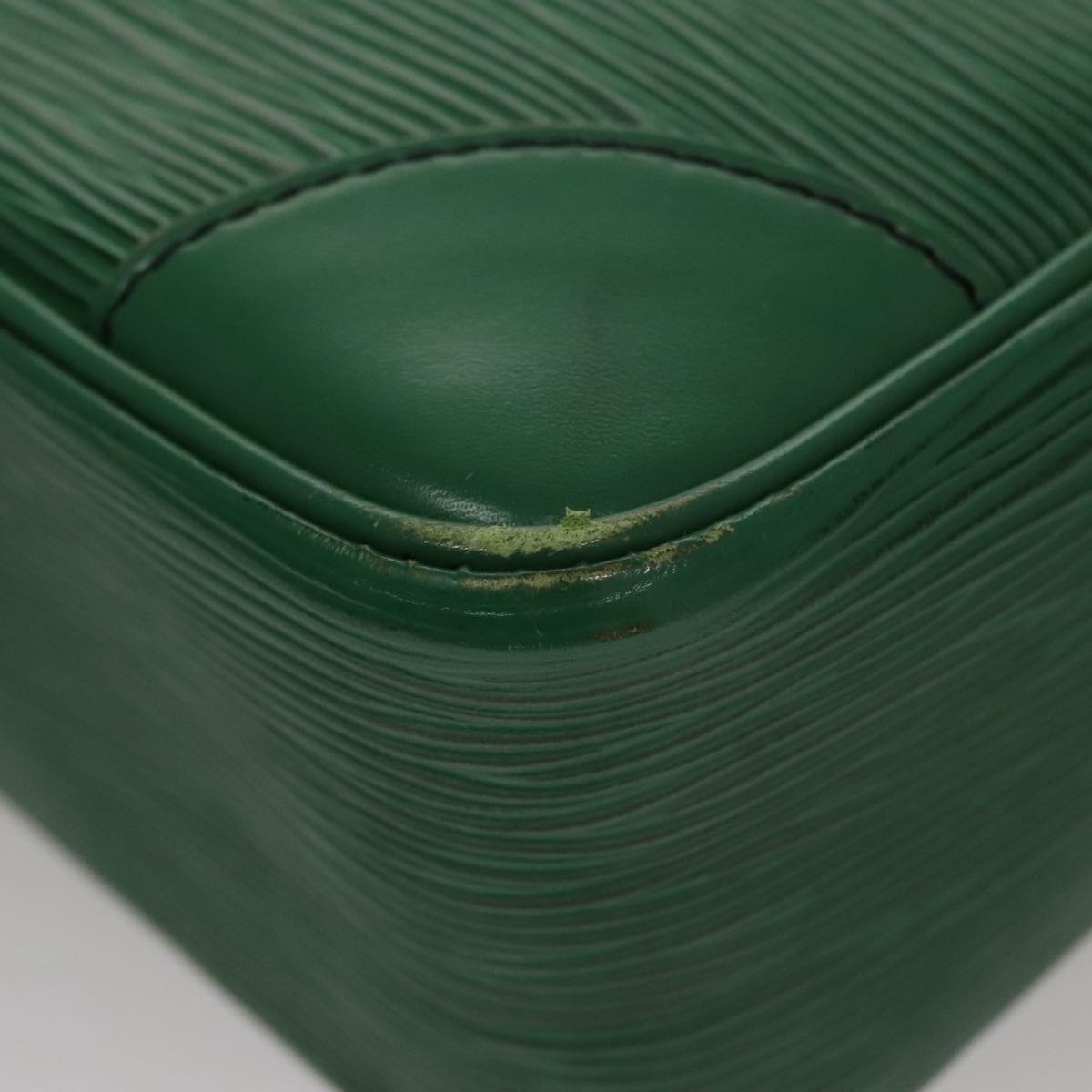 LOUIS VUITTON Epi Trocadero 27 Shoulder Bag Green M52314 LV Auth 107754