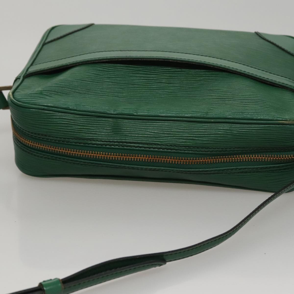 LOUIS VUITTON Epi Trocadero 27 Shoulder Bag Green M52314 LV Auth 107754
