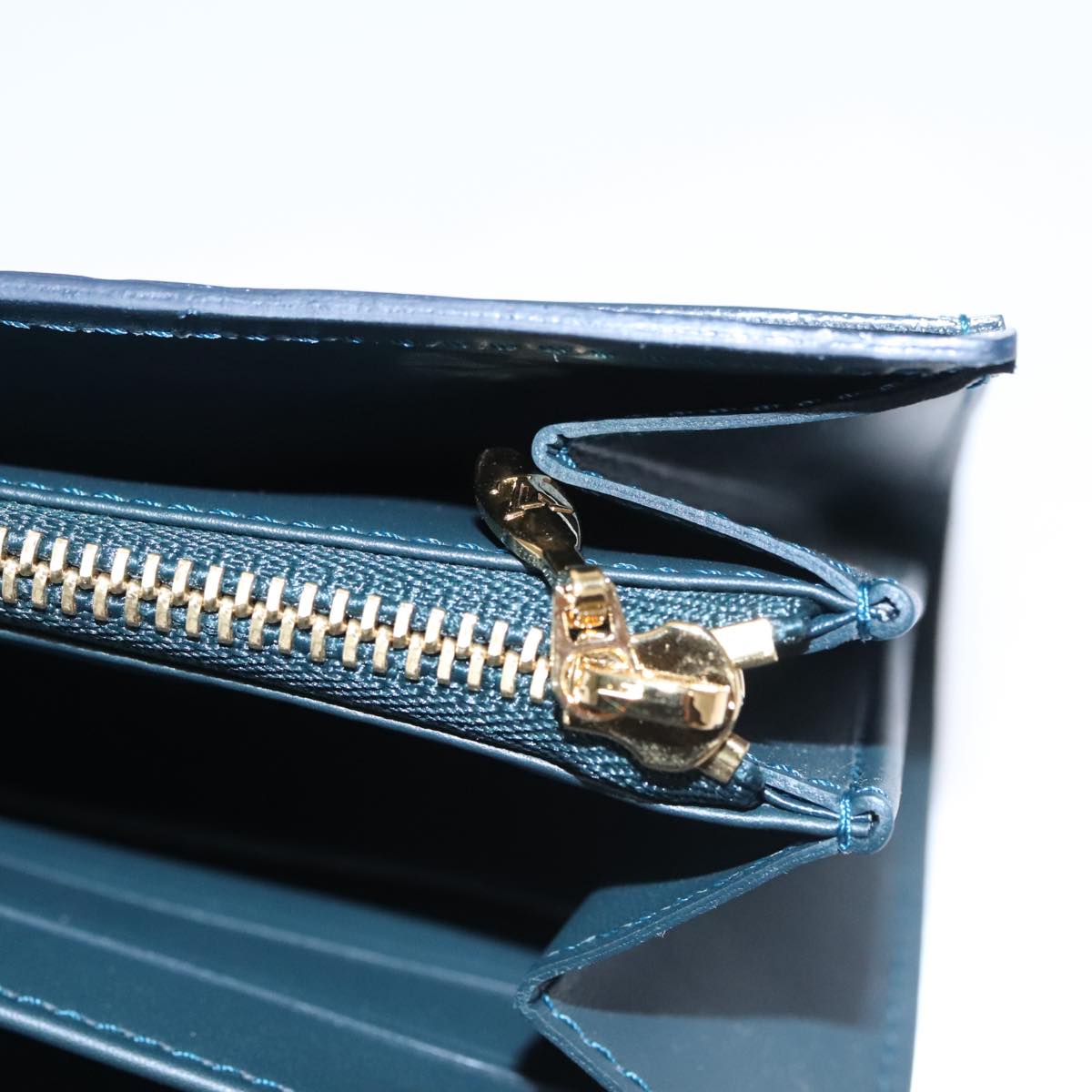 LOUIS VUITTON Vernis Portefeiulle Sarah Long Wallet Bluenuit M93667 Auth 107764V