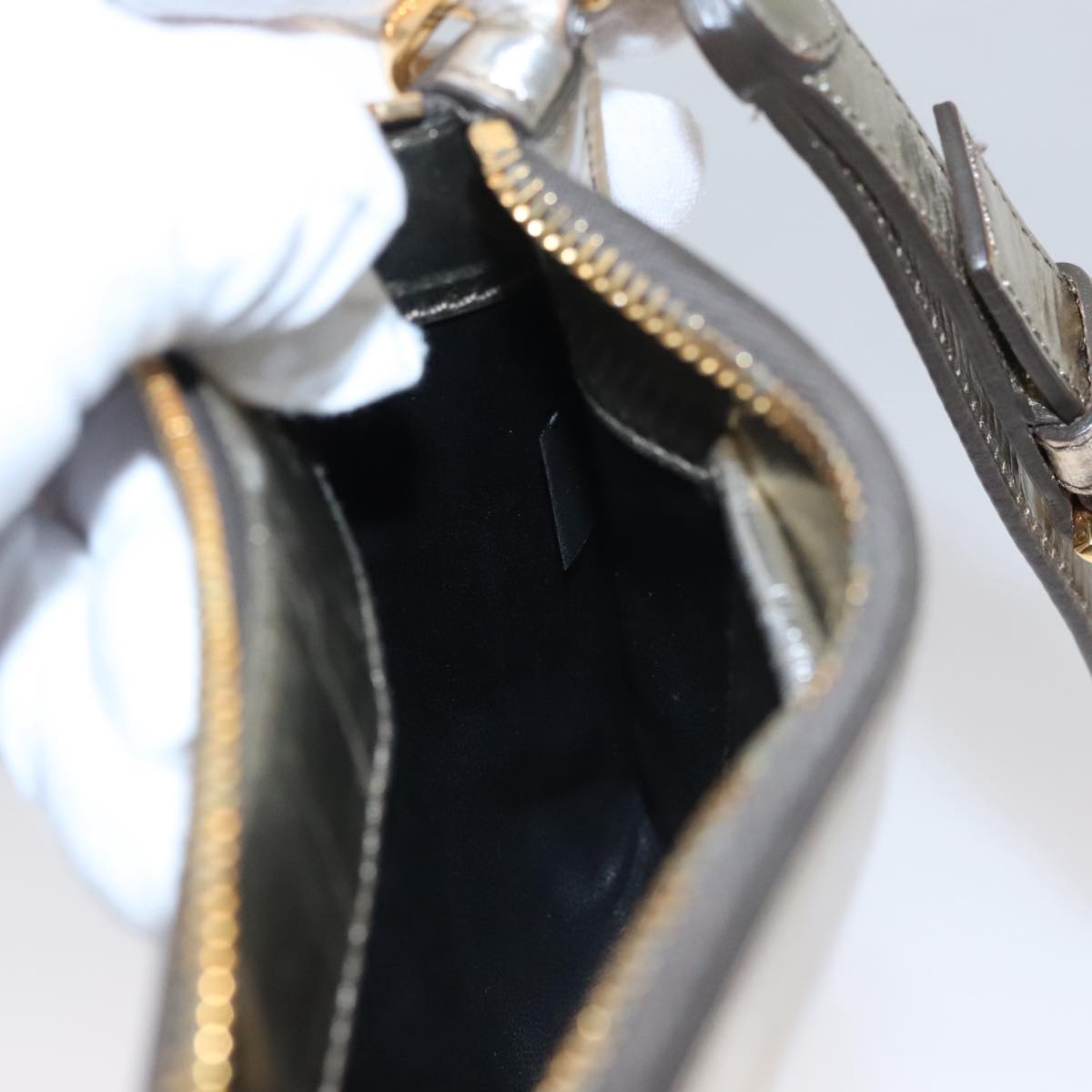 Miu Miu Clutch Bag Enamel Gold Auth 107847