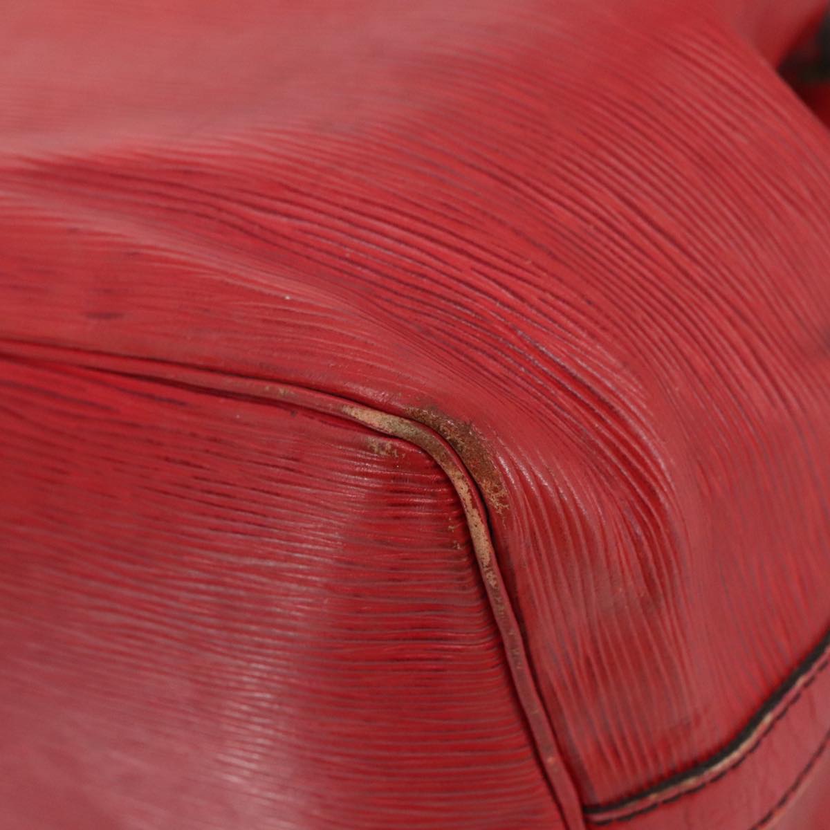 LOUIS VUITTON Epi Petit Noe Shoulder Bag Red M44107 LV Auth 107893