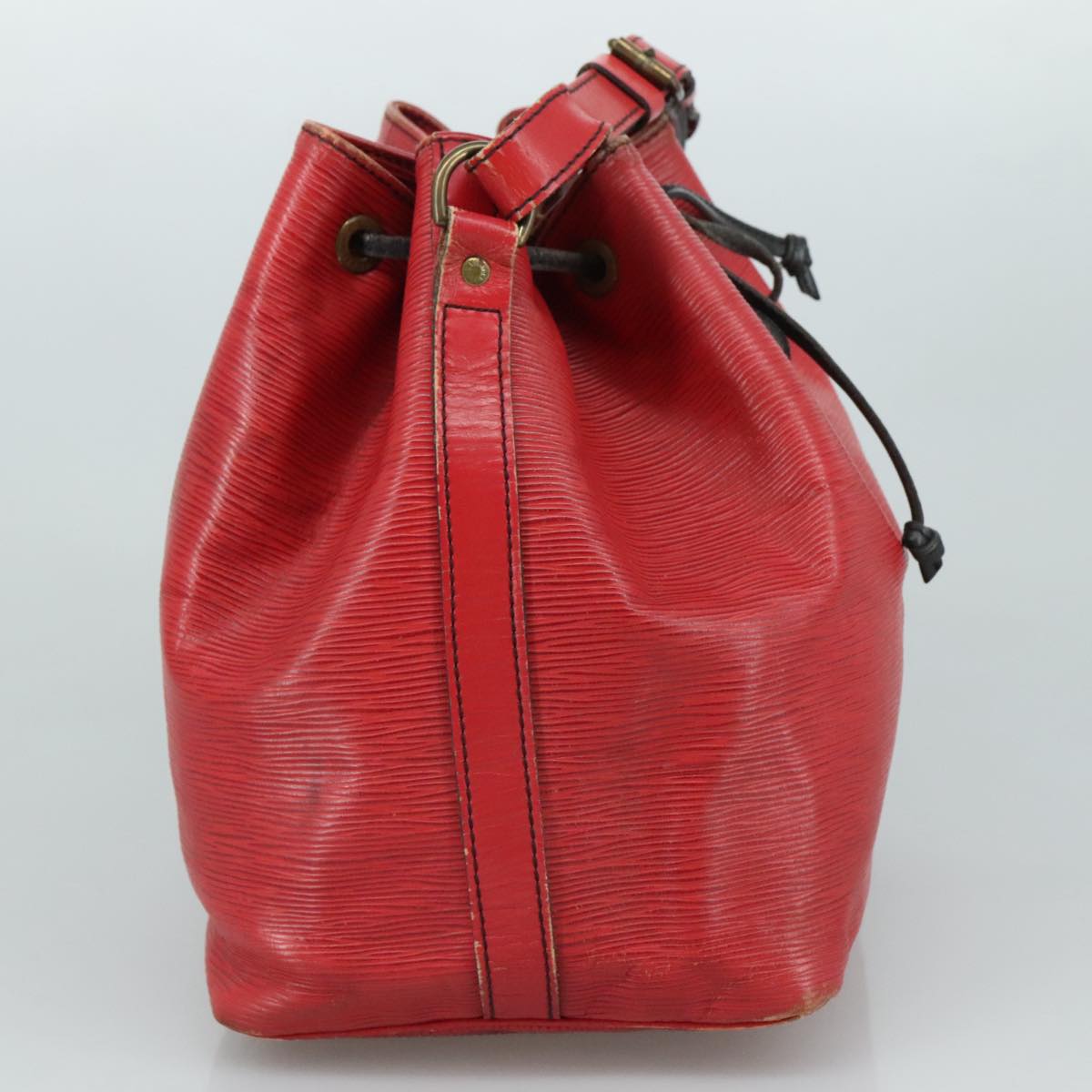 LOUIS VUITTON Epi Petit Noe Shoulder Bag Red M44107 LV Auth 107893