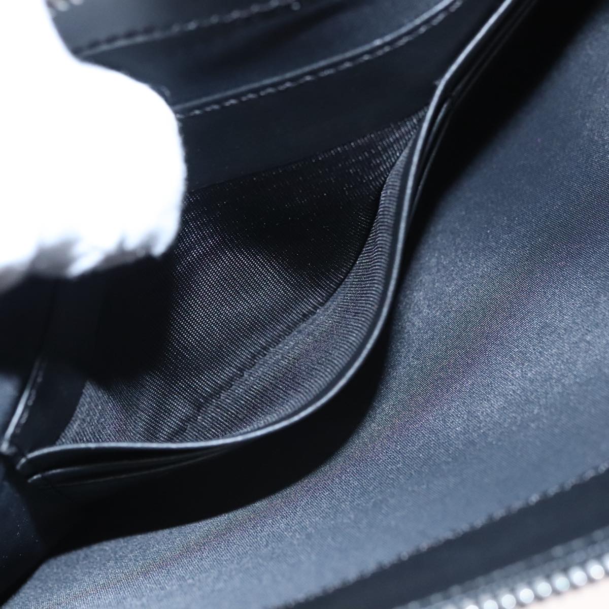 BURBERRY Hologram Clutch Bag Vinyl Beige Silver Auth 108012