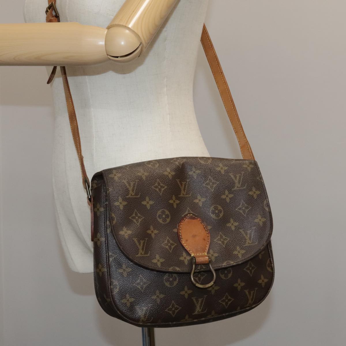 LOUIS VUITTON Monogram Saint Cloud GM Shoulder Bag M51242 LV Auth 108051