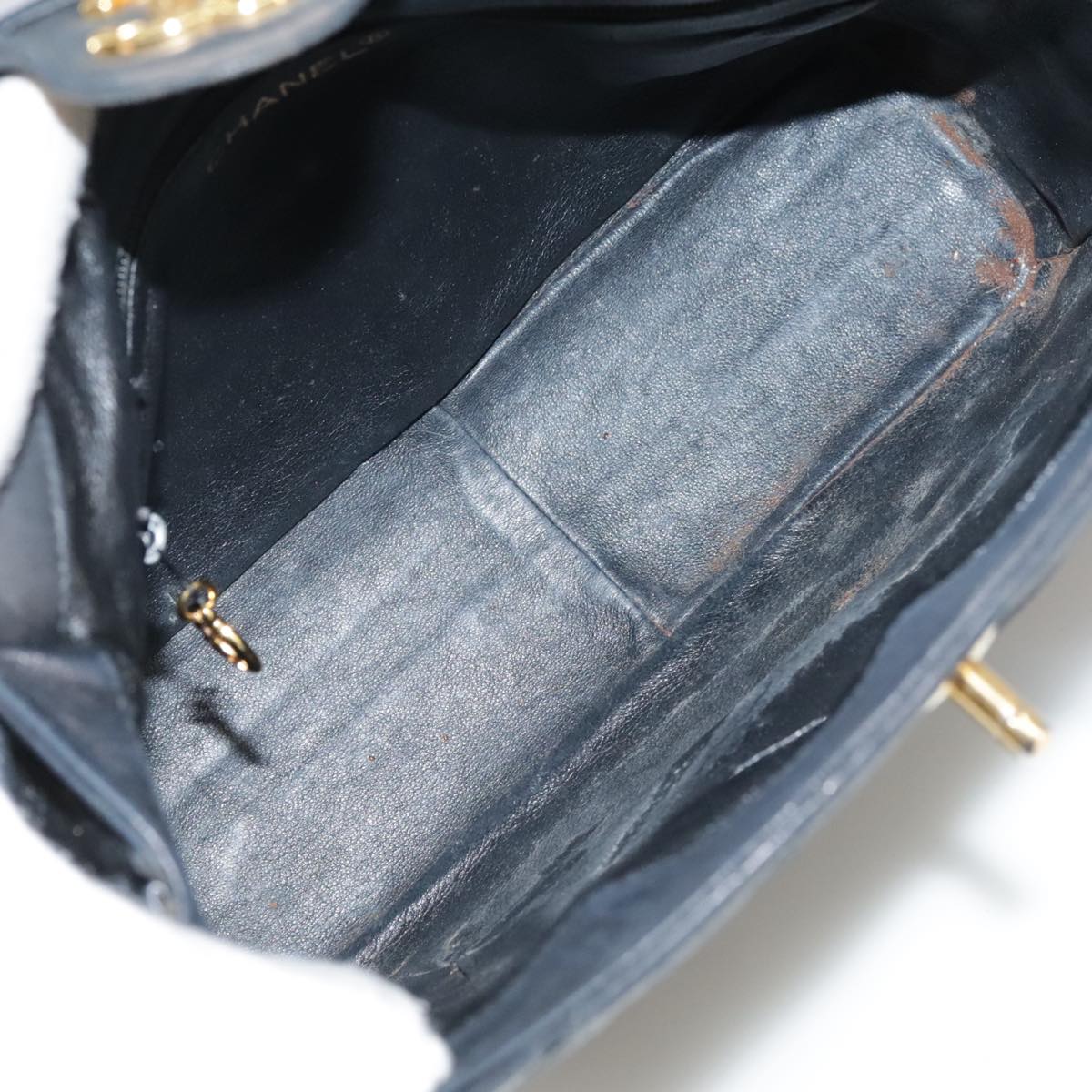 CHANEL Matelasse Shoulder Bag Lamb Skin Black Gold CC Auth 108071