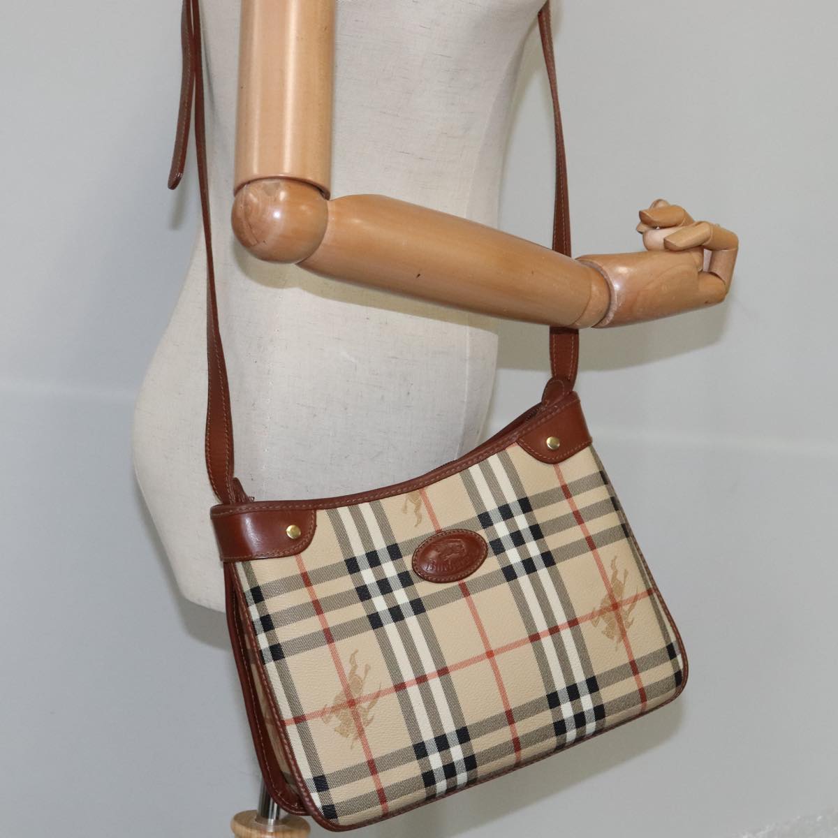 Burberrys Nova Check Shoulder Bag PVC Leather Beige Brown gold Auth 108077