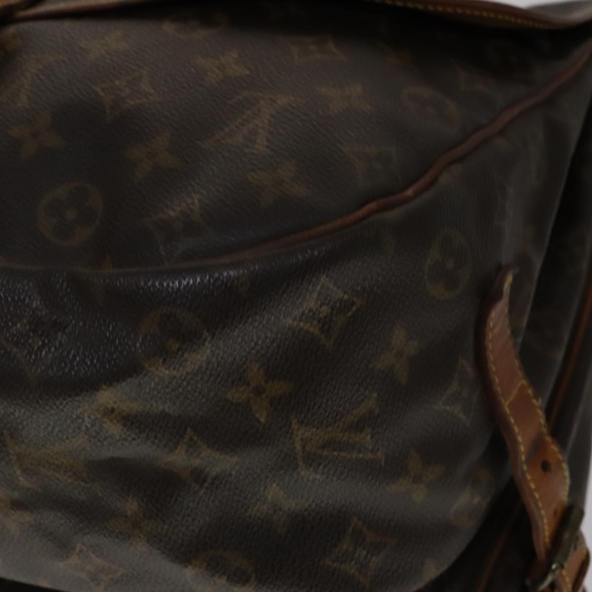 LOUIS VUITTON Monogram Saumur 35 Shoulder Bag M42254 LV Auth 108141