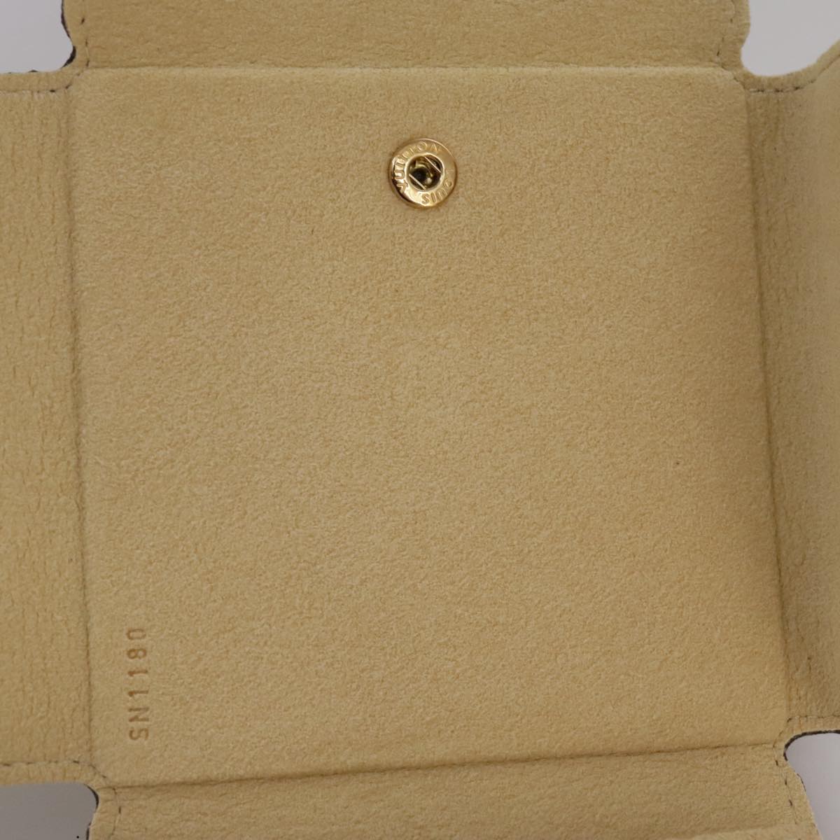 LOUIS VUITTON Monogram Jewelry case Jewelry Box LV Auth 108158