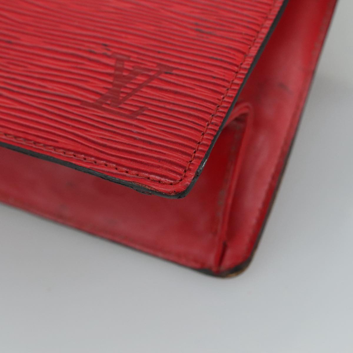 LOUIS VUITTON Epi Trousse Crete Clutch Bag Red M48407 LV Auth 108169