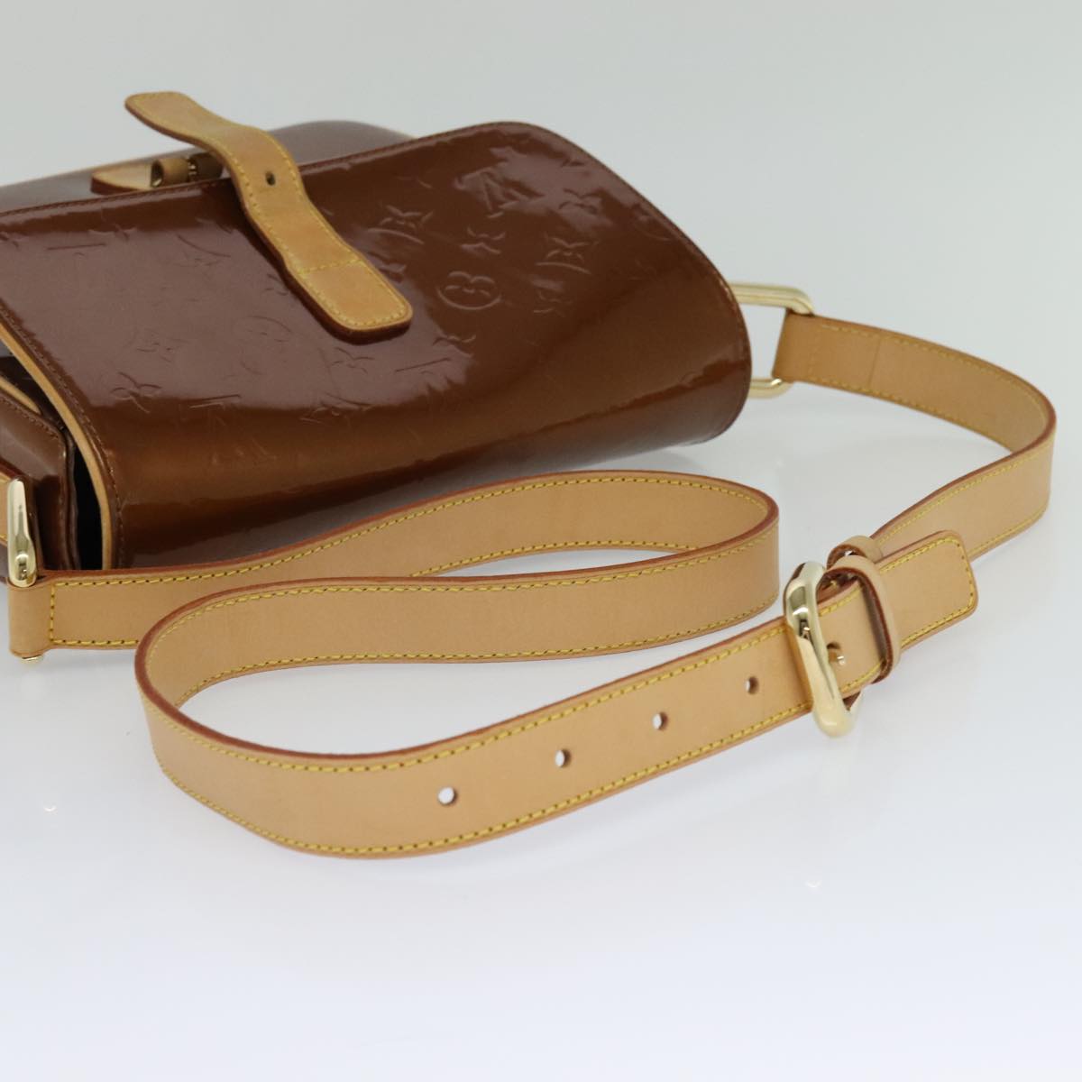 LOUIS VUITTON Monogram Vernis Christie GM Shoulder Bag Bronze M91107 Auth 108191