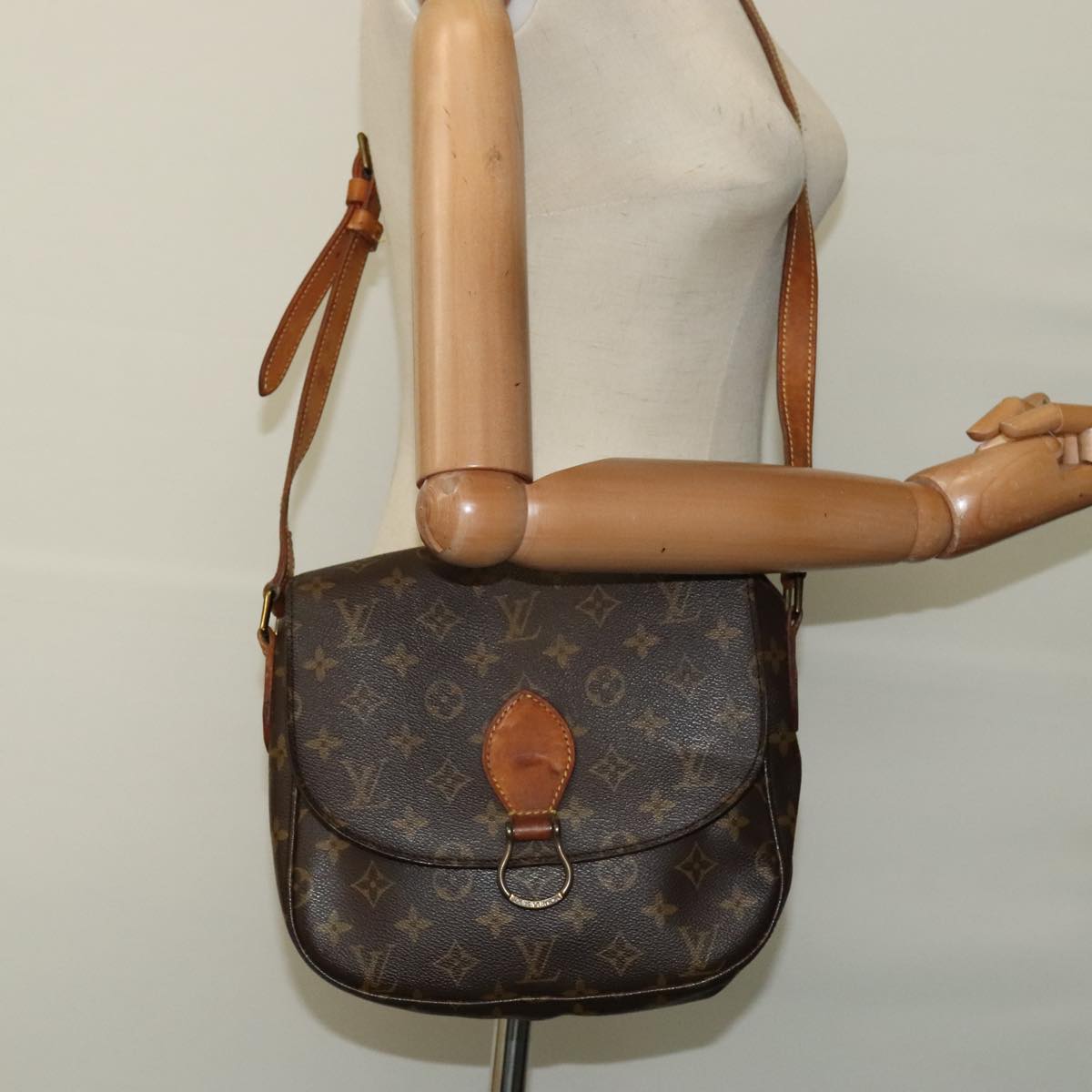 LOUIS VUITTON Monogram Saint Cloud GM Shoulder Bag M51242 LV Auth 108205