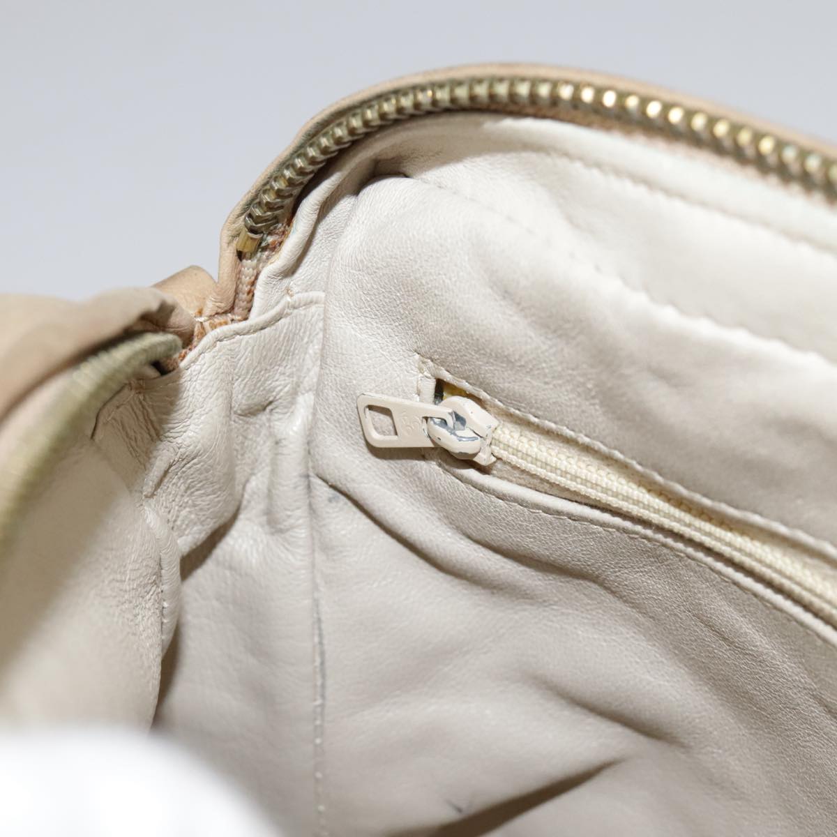 CHANEL Matelasse Chain Shoulder Bag Lamb Skin Beige Gold CC Auth 108395