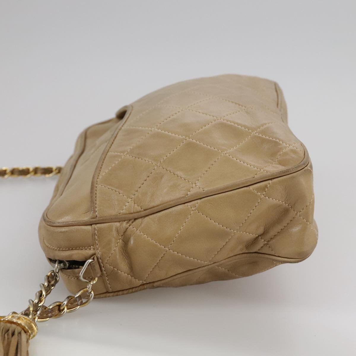 CHANEL Matelasse Chain Shoulder Bag Lamb Skin Beige Gold CC Auth 108395