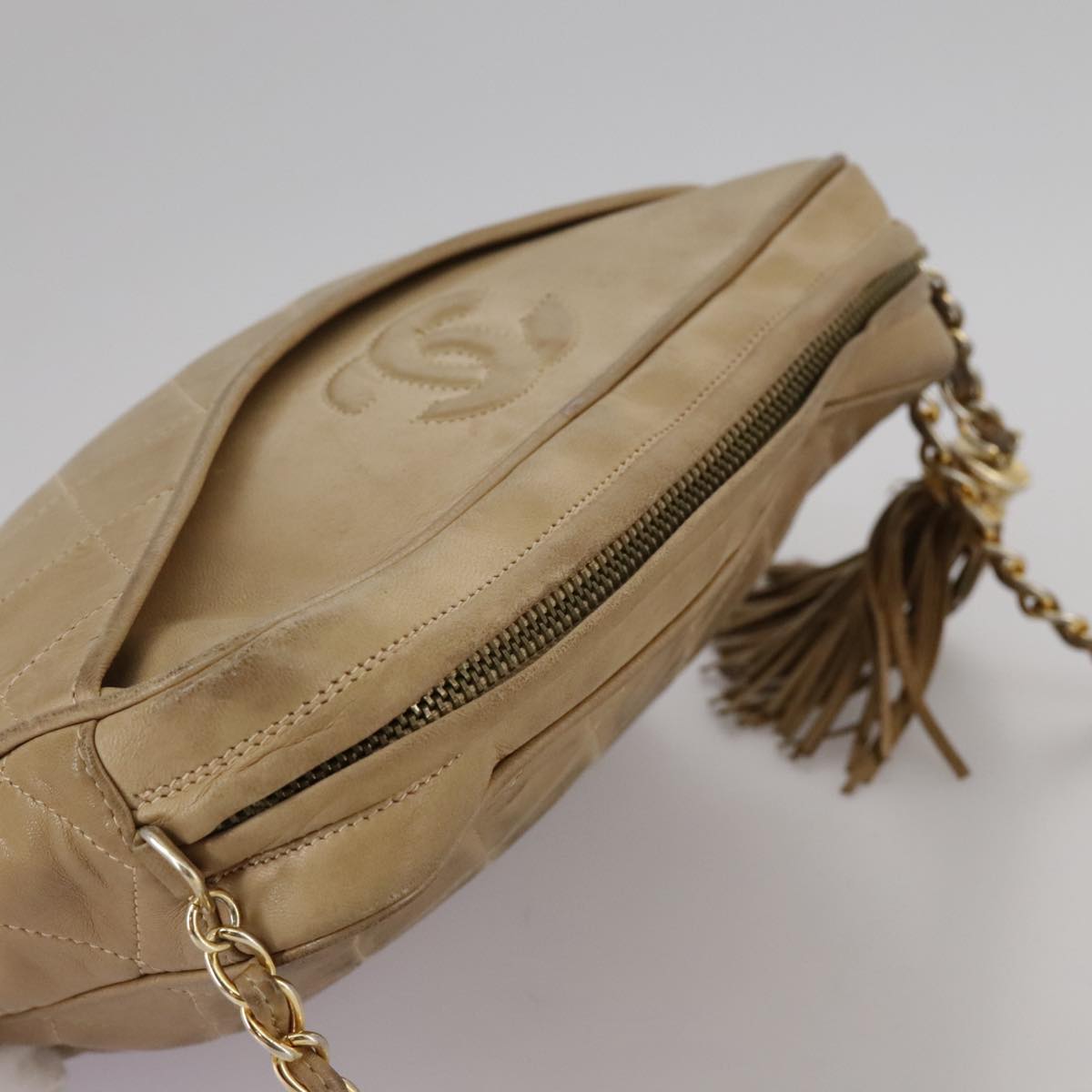 CHANEL Matelasse Chain Shoulder Bag Lamb Skin Beige Gold CC Auth 108395