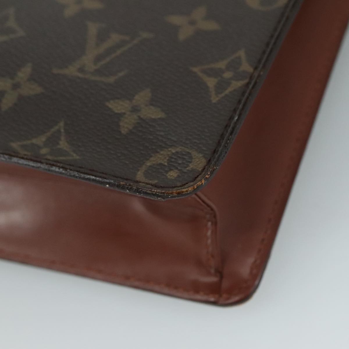 LOUIS VUITTON Monogram Pochette Homme Clutch Bag M51795 LV Auth 108400