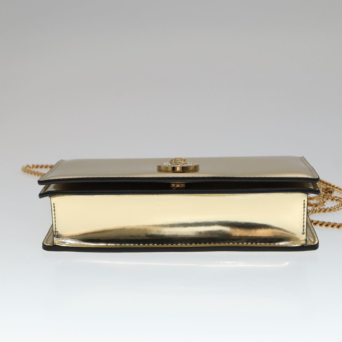 VERSACE Chain Shoulder Bag Patent leather Gold Auth 108487V
